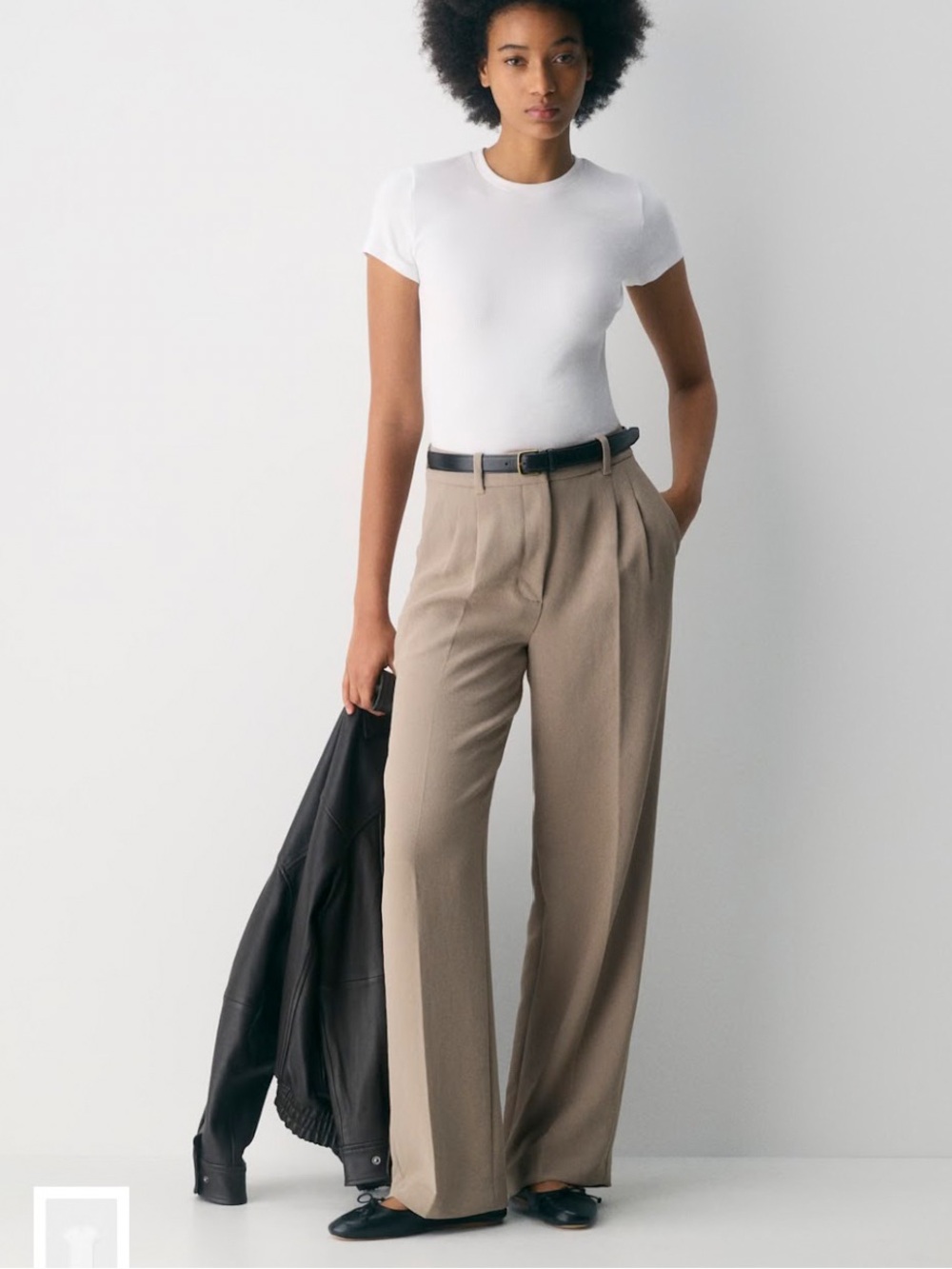 ARITZIA The Effortless Pant- CREPETTE High Rise Pants